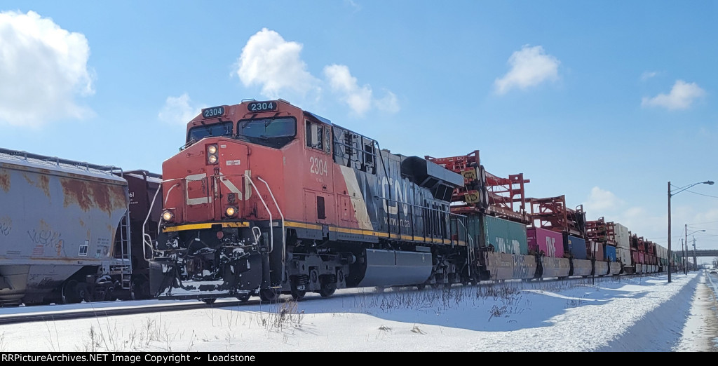 CN 2304